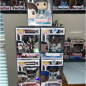 Lot of 5 NFL funko pops